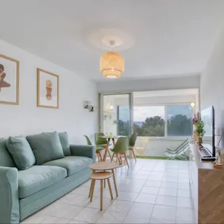 Studio Confortable 30 M2 Proche Plage Apartment *
